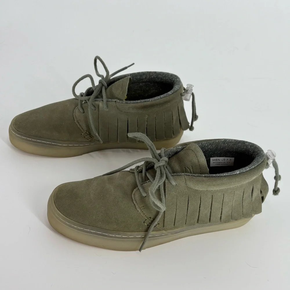 CLEAR WEATHER ONE-O-ONE CHUKKA GOAT SUEDE MOCCASIN